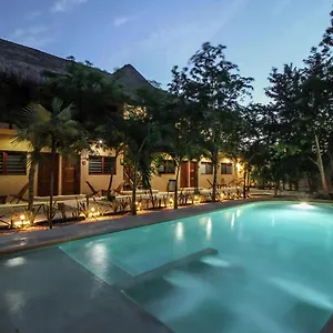  Apartahotel Xan Ha