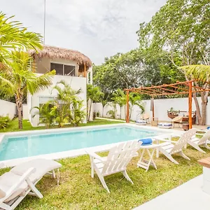 2* Hotel Casa De La Luz